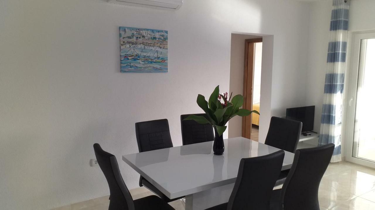 Apartment Zaklopatica Lastovo Exterior photo
